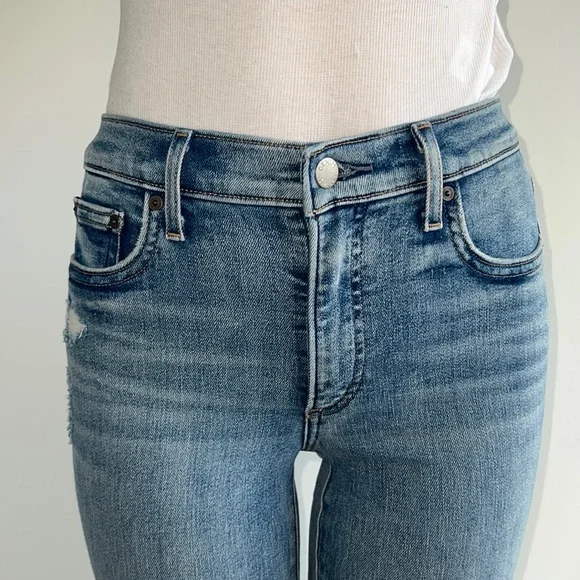 DEMIN - Picture 1 of 8